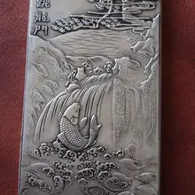 Изысканное китайское тибетское серебро "Карп прыгать через лонгмен" Embossment статуя пластина-амулет 135 г