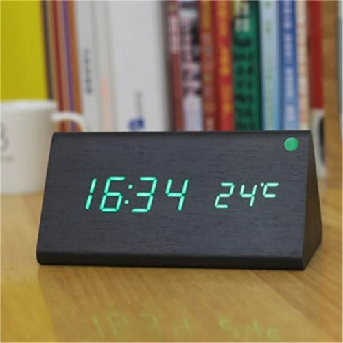 Акустический контроль календарь термометр с сигнализацией деревянные треугольные Часы светодиодный дисплей цифровые часы с секундами xyzTime-6035B-Clock - Цвет: Black clock Green