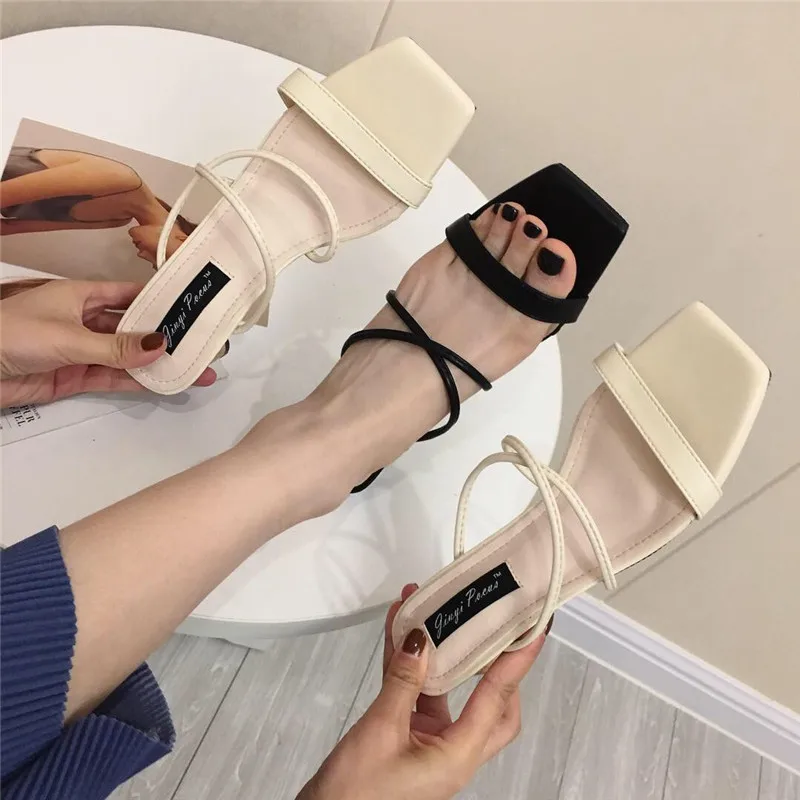 

Single cusp shoe Rome summer gladiator sandals women slipper beach shoes Med Slides toe Hoof Heels woman block heels Fashion