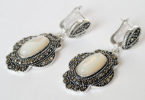 

VINTAGE NATURAL WHITE SHELL 925 SILVER&MARCASITE EARRINGS 11/2" VALENTINE'S GIFT -Top quality free shipping