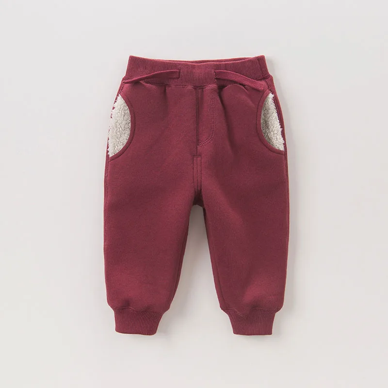 DB6532_0027_6Y3A7383