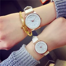 2016 New Women Dress Watch Waterproof Snake Print Genuine Leather Strap Fashion Quartz Watch Student Wristwatch