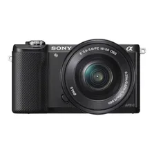 Sony A5000 – appareil photo numérique sans miroir avec objectif OSS 16-50mm/utilisé