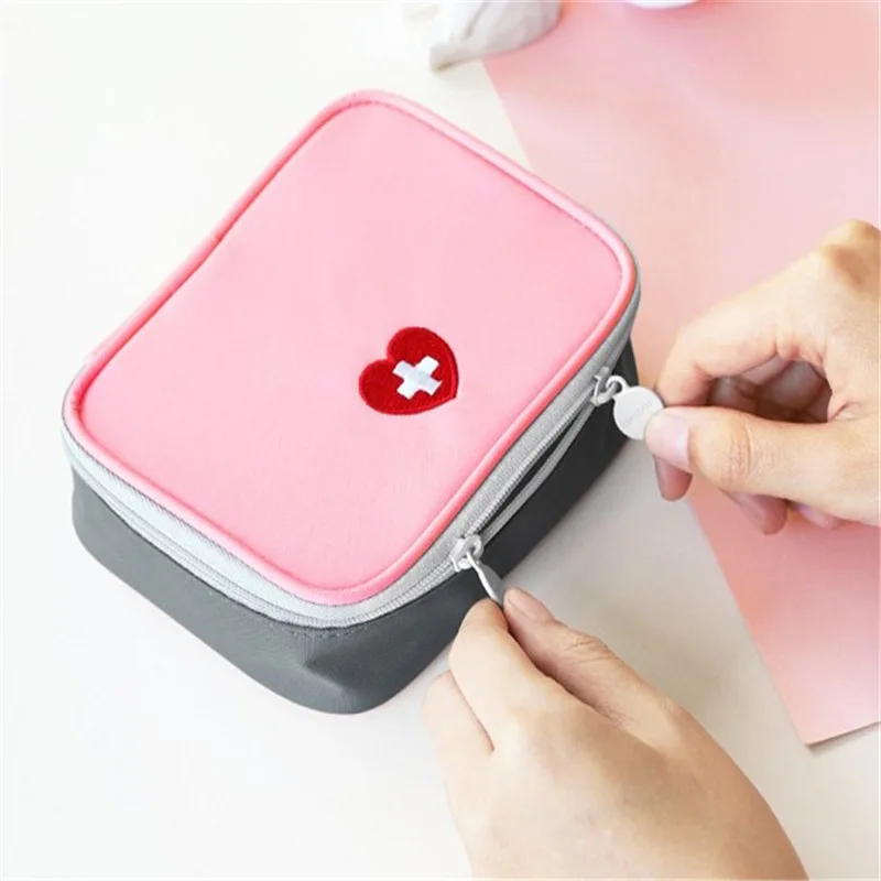 Мини аптечка первой помощи сумка Портативный медицины посылка набор для оказания первой медицинской помощи сумки для хранения лекарств коробка маленькая сумка-Органайзер - Цвет: Pink