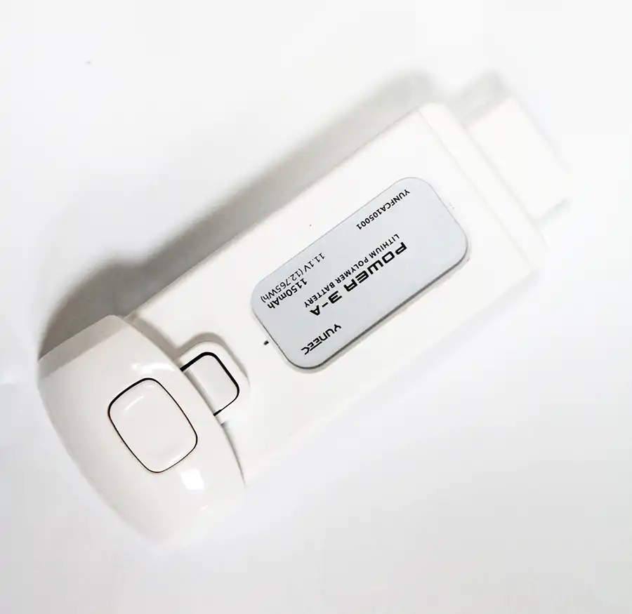 yuneec breeze battery