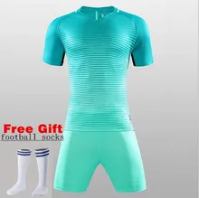 

2018FREE SOCKS Custom Team Kids and Adult Breathable Soccer Set Soccer Jerseys Uniforms Children Football Kit Shirt Tracksuit