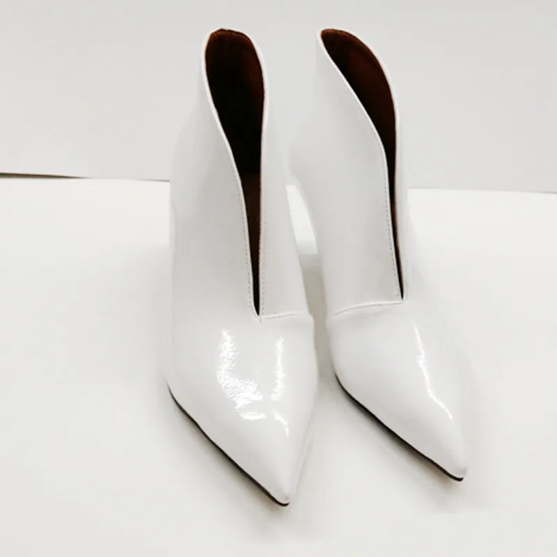 Пикантные тонкие туфли на шпильке с острым носком и v-образным вырезом; туфли на тонком высоком каблуке; женские лакированные туфли-лодочки из змеиной кожи; женская обувь; маленькие и большие размеры