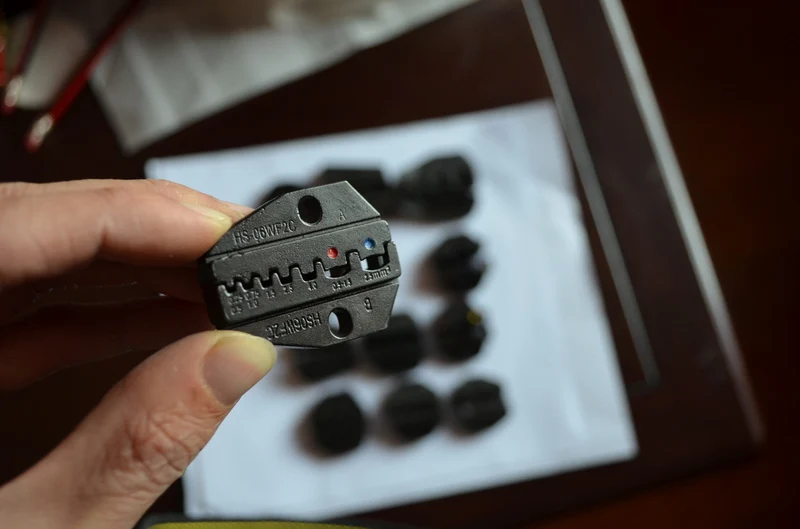 

NEW 1pc A03B Crimping Die for AM-10 Pneumatic Terminal machine, Crimping pliers Cable tools Wire crimp