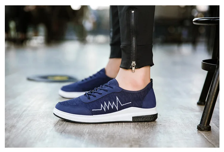 3827455597_1795360792