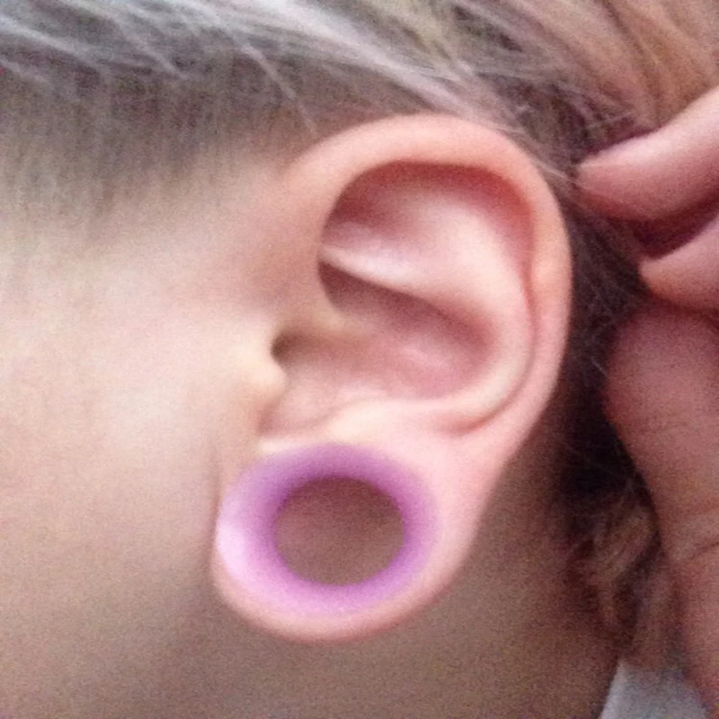 Piercing Jewelry 2pcs/lot Thin Silicone Flexible Skin Ear Tunnel Plugs Double Flare Hollow Ear Gauges 3mm-25m