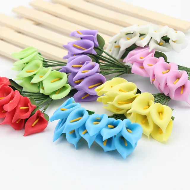 12 pz/lotto Fiori Di Seta fiore di Calla Artificiale Bouquet Corona Corpetto Cap 12 pz/lotto Fiori Di Seta fiore di Calla Artificiale Bouquet Corona Corpetto Cap
