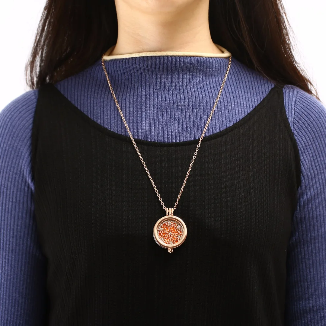 Shellhard Leaf Flower Hollow Chain Necklace Charms Aromatherapy Essential Oil Diffuser Locket Necklace Women Fashion Jewellery