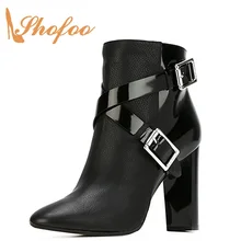 Черные ботильоны на высоком не сужающемся книзу массивном каблуке с ремешками; блестящая женская обувь с закругленным носком; Новинка осени года; большие размеры 12 13