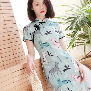 

2019 new small pure and fresh and cat improved qipao fashion cultivate morality show thin girl with short qipao wholesale