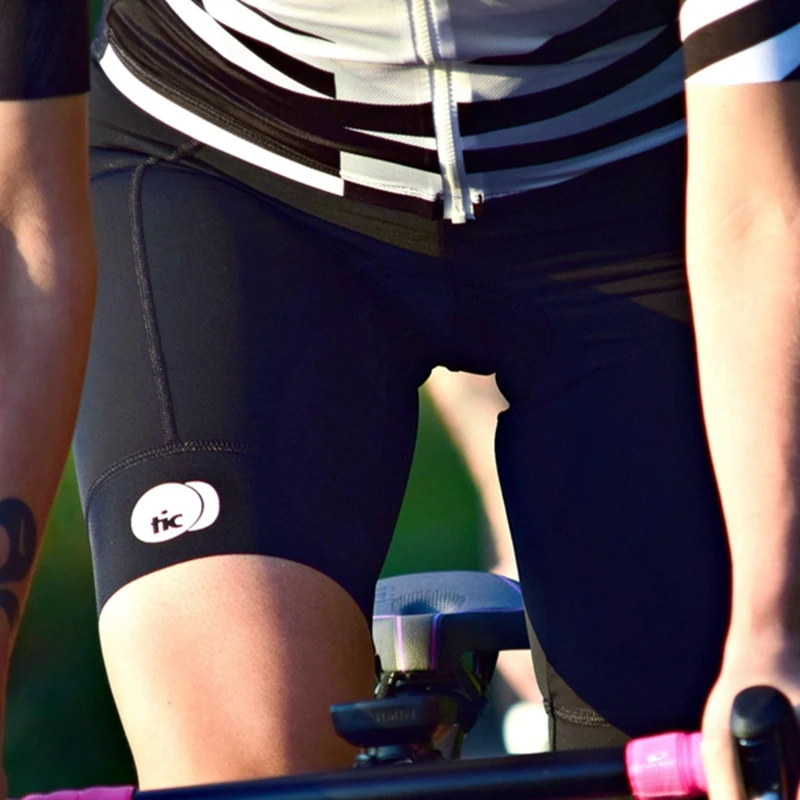 tic_cycling_bib_shorts_black_05-2000x1480