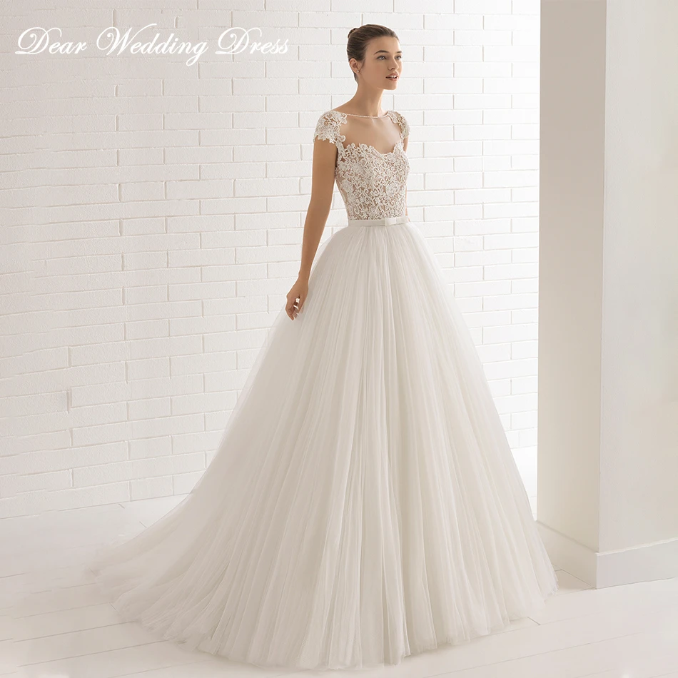 

Graceful Beaded Scoop Short Illusion Back Wedding Dress Appliques Court Train Princess Backless Bridal Gown Vestidos De Novia
