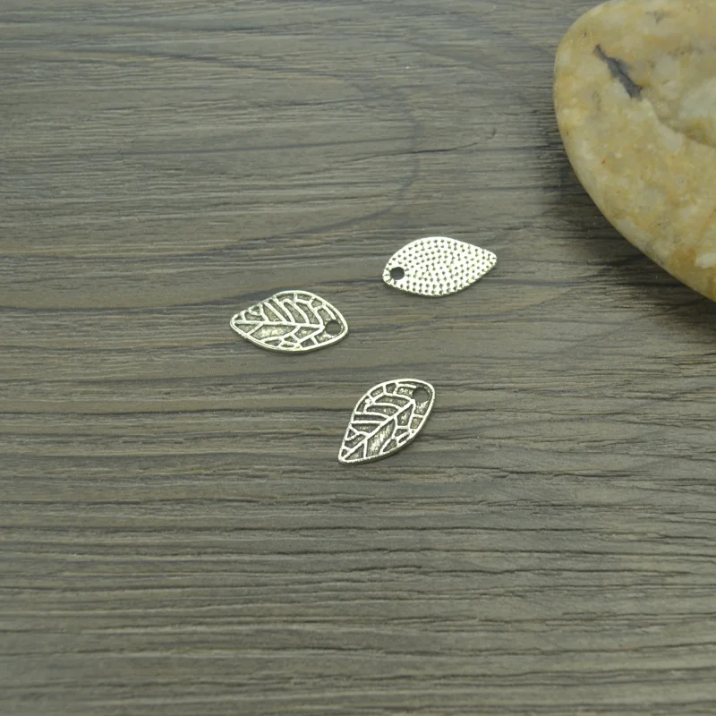 

75 pcs/lot Leaves Antique Silver Plated Bracelets Charm Pendants Fashion Jewelry Making Findings DIY Charms Handmade 4271B