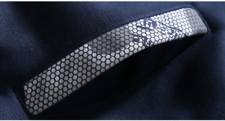 9305720610_1571359620