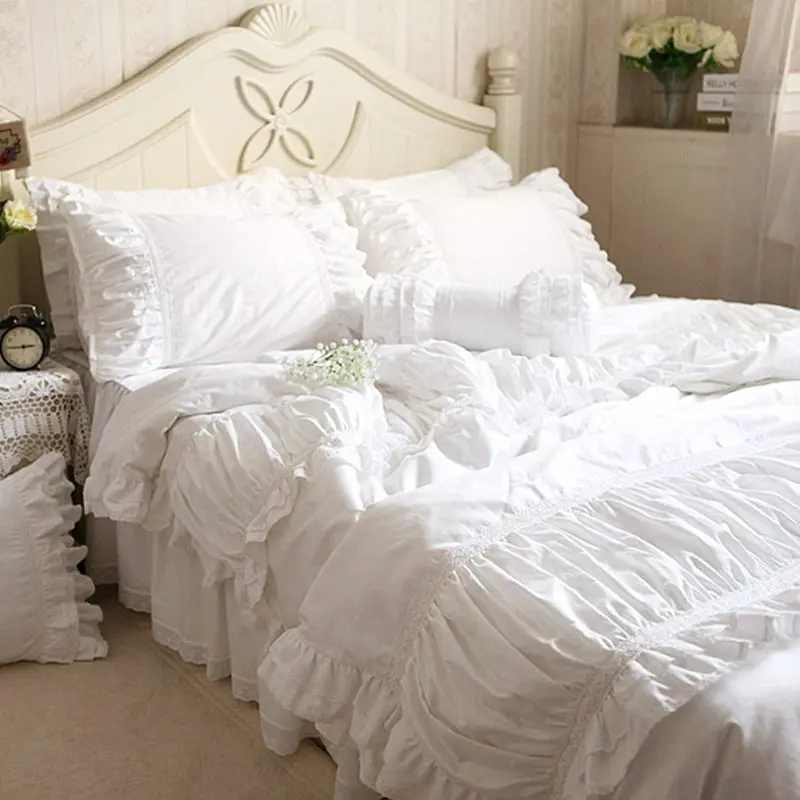 

Luxury Embroidered Bedding Set Wrinkle Fold Satin Lace Bed Sheet Craft Bedding for Wedding Ruffle Duvet Cover Elegant Bedspread