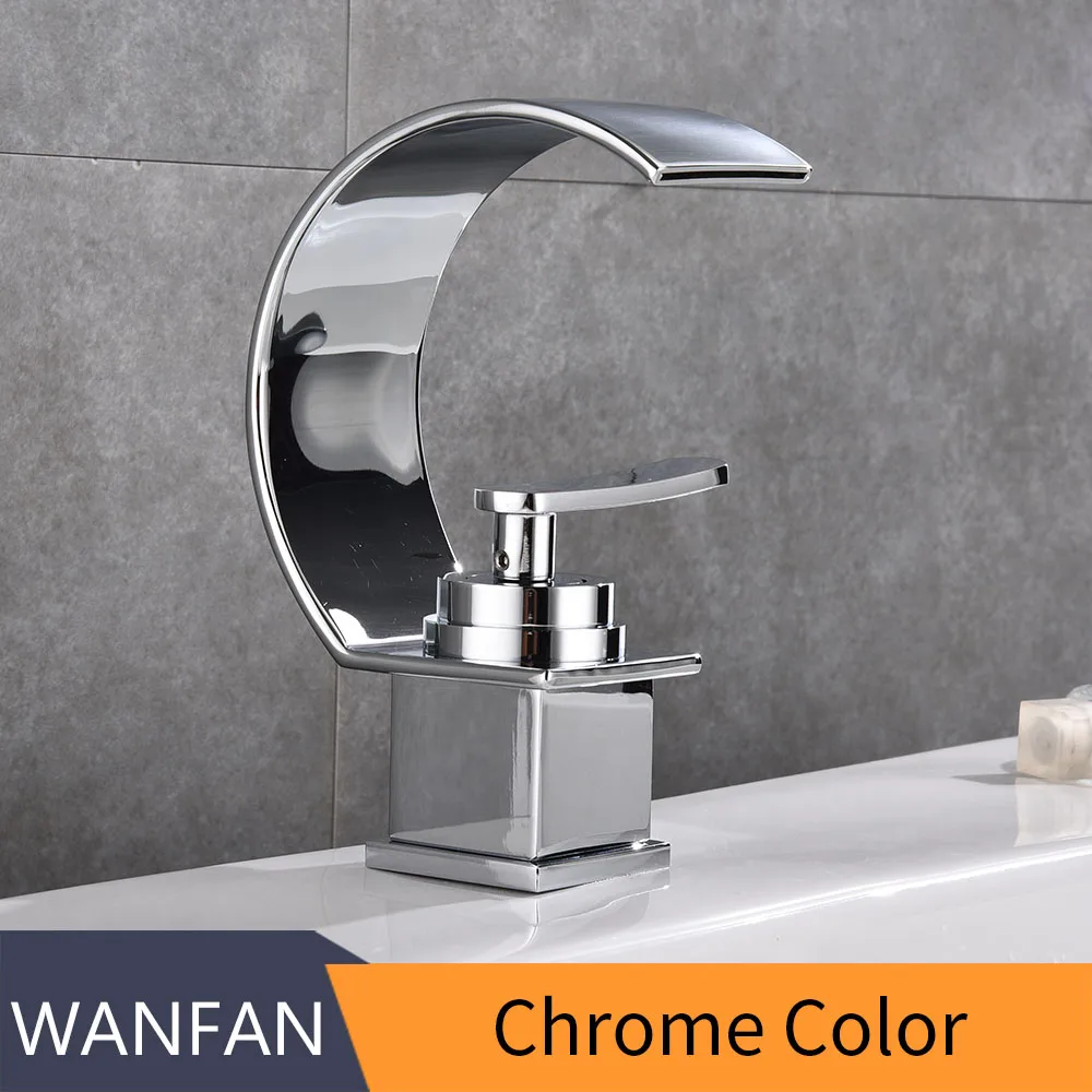 Смеситель для раковины водопад черный с щеткой для ванной раковины кран для холодной и горячей воды смеситель с одной ручкой краны для ванной 855737 - Цвет: Chrome