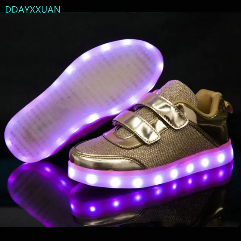 

Kids Luminous Shoes 2018 New Spring USB Charger Led Glowing Sneakers For Girls Lights Children Casual Walking Shoes EU 25~37