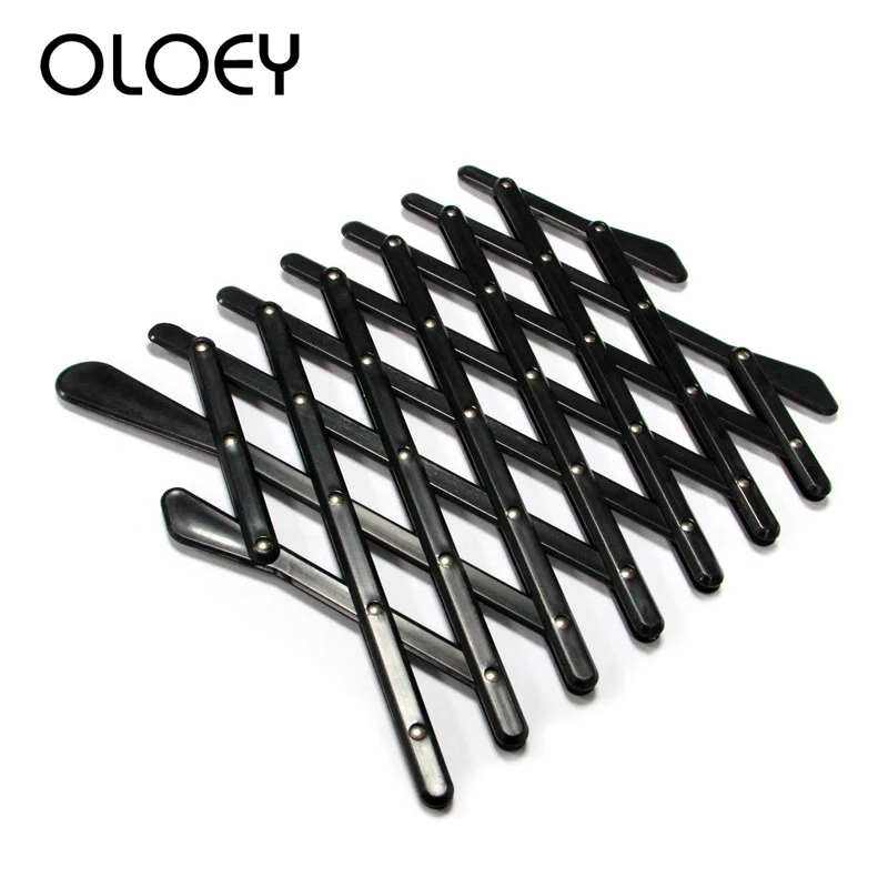 

New Magic Dog Gate Fence Car Ingenious PP Dog Fence Safe Guard Easy Install Pet Dog Safety Enclosure Pet Dog Car Window Fence