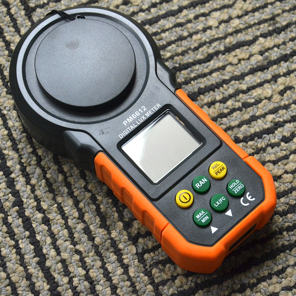 Цифровой Luxmeter PM6612 200000 люкс измеритель освещенности спектра Автоматический