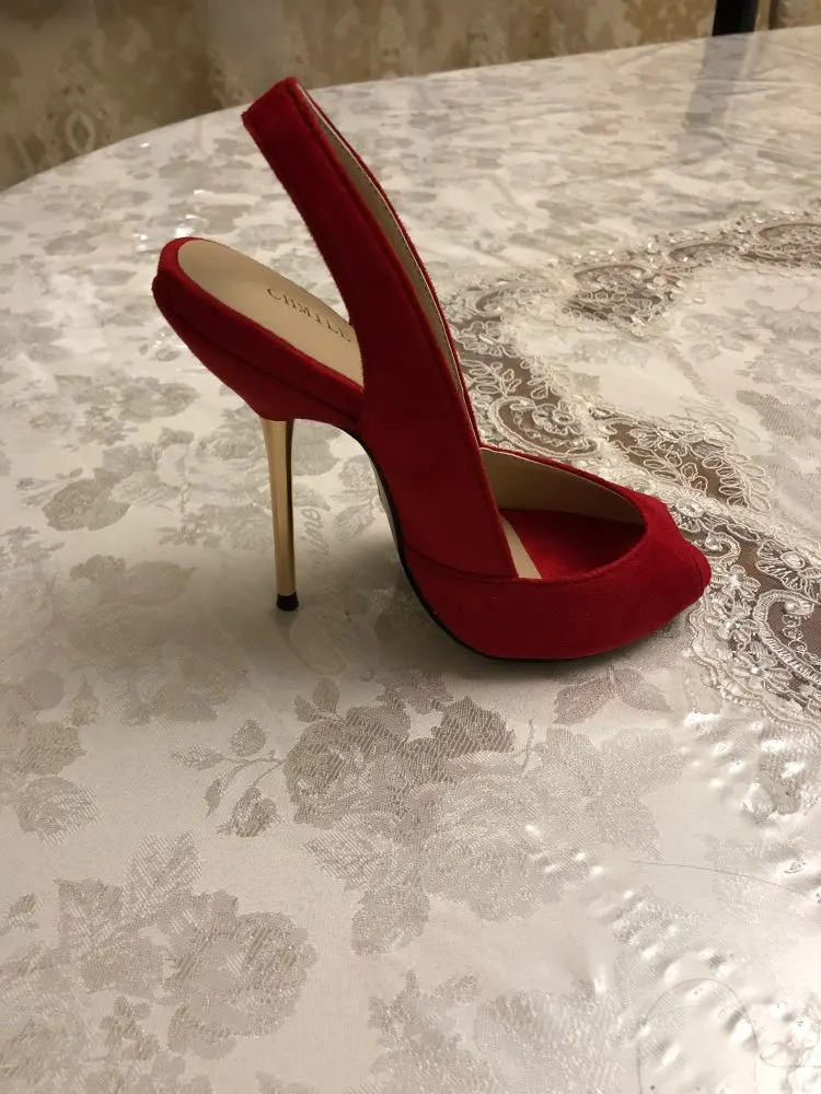 UTB8quntnL2JXKJkSanrq6y3lVXan