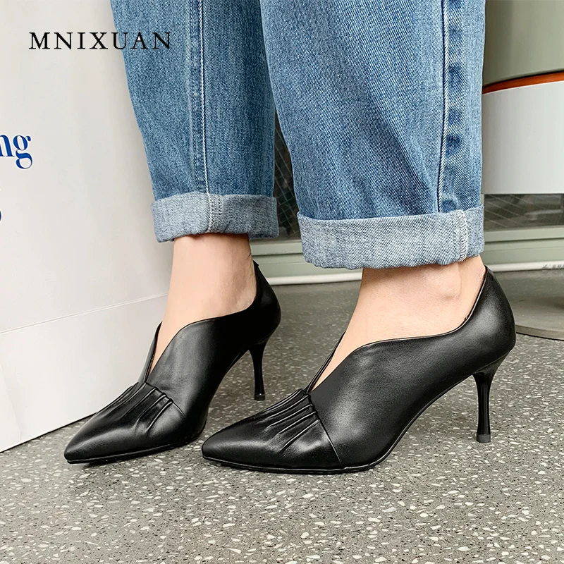 Mnixuan Tamaño Mujeres Oficina Nuevo Puntiagudo Las Roma Pie 43 Zapatos Hecho A Señora Fino Bombas De Altos Beige Estilo Dedo Tacones Tacón Del Genuino 2019 negro Mano Cuero SnB0rSxOAq