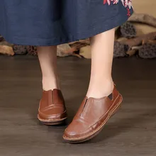 Новинка; модные женские туфли на плоской подошве ручной работы из натуральной кожи с круглым носком; дизайнерские женские мягкие лоферы; повседневная женская обувь на плоской подошве