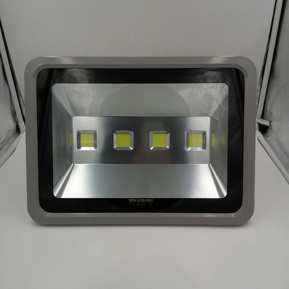 

110 220V ultrathin LED floodlight waterproof IP65 outdoor lighting Exterior wall lighting flood light Cast light 200W