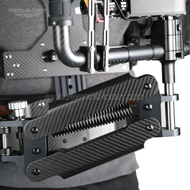 MV136 Famoushobby carbon fiber vest and arm configuration 10