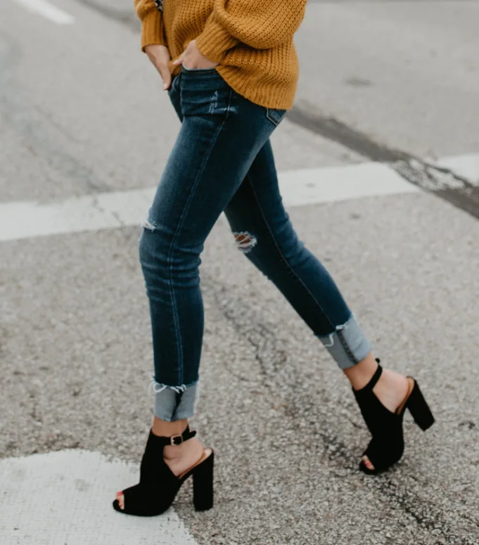 

2019 spring new fashion simple suede fish mouth high heels women Roman style comfortable sexy women's shoes.