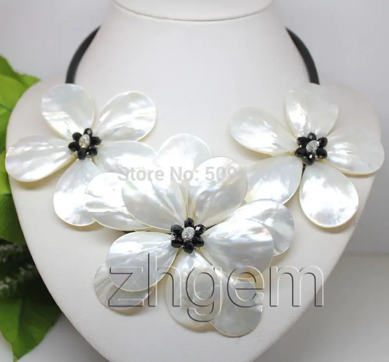 

Free Shipping white MOP sea shell flower pendant pearl necklace 18" long mothe of pearl