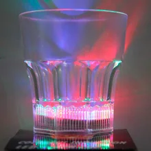 Настоящее 12 шт./лот, красочное светодиодное освещение, чашка, вспышка для напитков, пива, восьмиугольное стекло для вечерние, на свадьбу, день рождения, контейнер для напитков