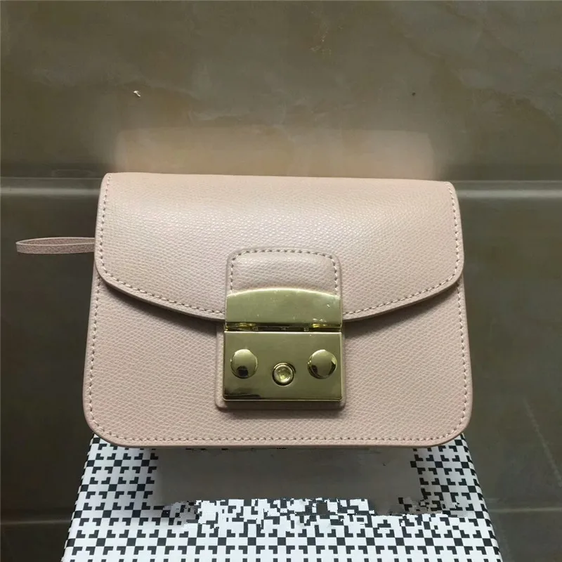 mmexport1520610052990