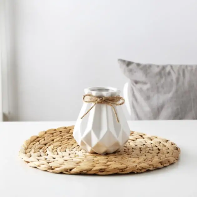 Скандинавская лаконичная фарфоровая ваза Современная Геометрическая керамическая ваза для цветов Домашнее свадебное украшение - Цвет: Mini White