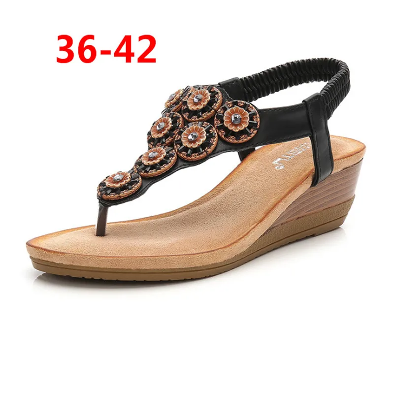 

Outdoor soft bottom beach 2019 new summer slope with bohemian sandals beaded comfortable large size women's shoes