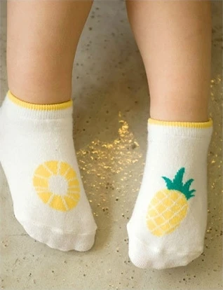 [Bosudhsou.] C48# Новинка весны Новорожденный Младенец Bebe нагрудник Детские носки Детская одежда Детские носки для мальчиков и девочек - Цвет: Цвет: желтый