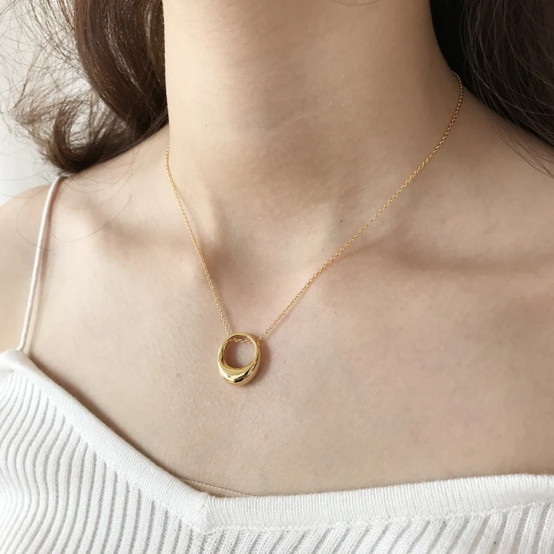 

Real Solid Silver Fine Jewelry Womens Gold Circle Necklace Silver 925 Gold Chain Geometric Round Necklace Jewelry Party Gift