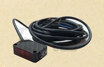

Switch sensor E3Z-D61 diffuse reflection object sensor