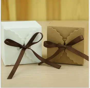 

500pcs Romantic Wedding favors Decor Butterfly DIY Candy Cookie Kraft Paper Gift Boxes Wedding Party Candy Box with Ribbon