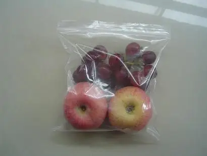 

100pcs of 7.5"X7.5" ziplock bags, food degree, meet FDA certificate,can be used in refrigerator, fresh for fruits, free shipping