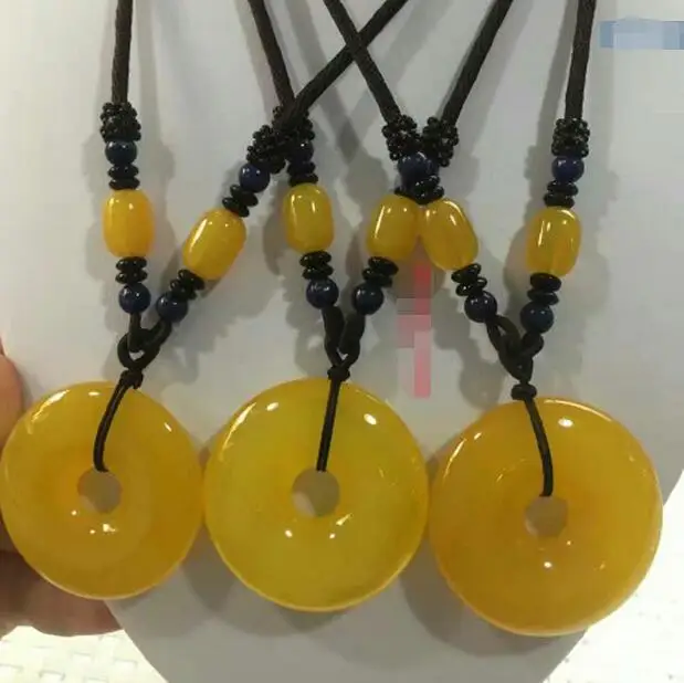 

Yellow jadeite pendant safe buckle female necklace