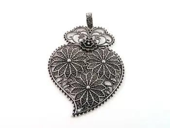 

5pcs Traditional Portuguese viana heart pendent, metal sliver color Jewelry Findings D-3-40