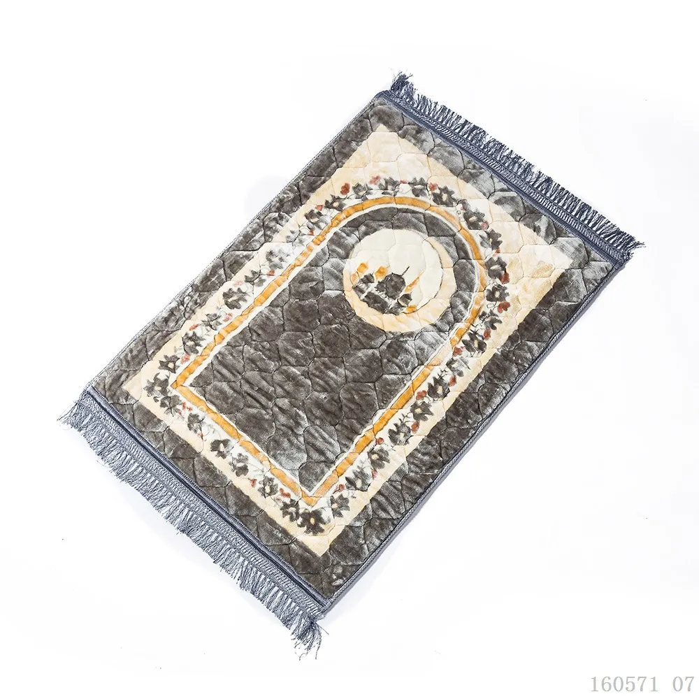 

Children Velve Islamic Muslim Prayer Mat Blanket Salat Musallah Prayer Rug Tapis Carpet Tapete Banheiro Islamic Praying 32*32cm