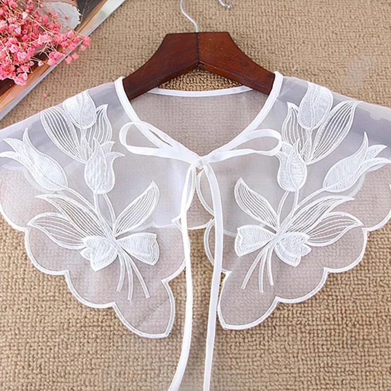 

New Women Detachable Chiffon Collar Hollow Dot Embroidery Fake Collar Daffodil Round Flower Tip Petal Edge Section Fake Tie