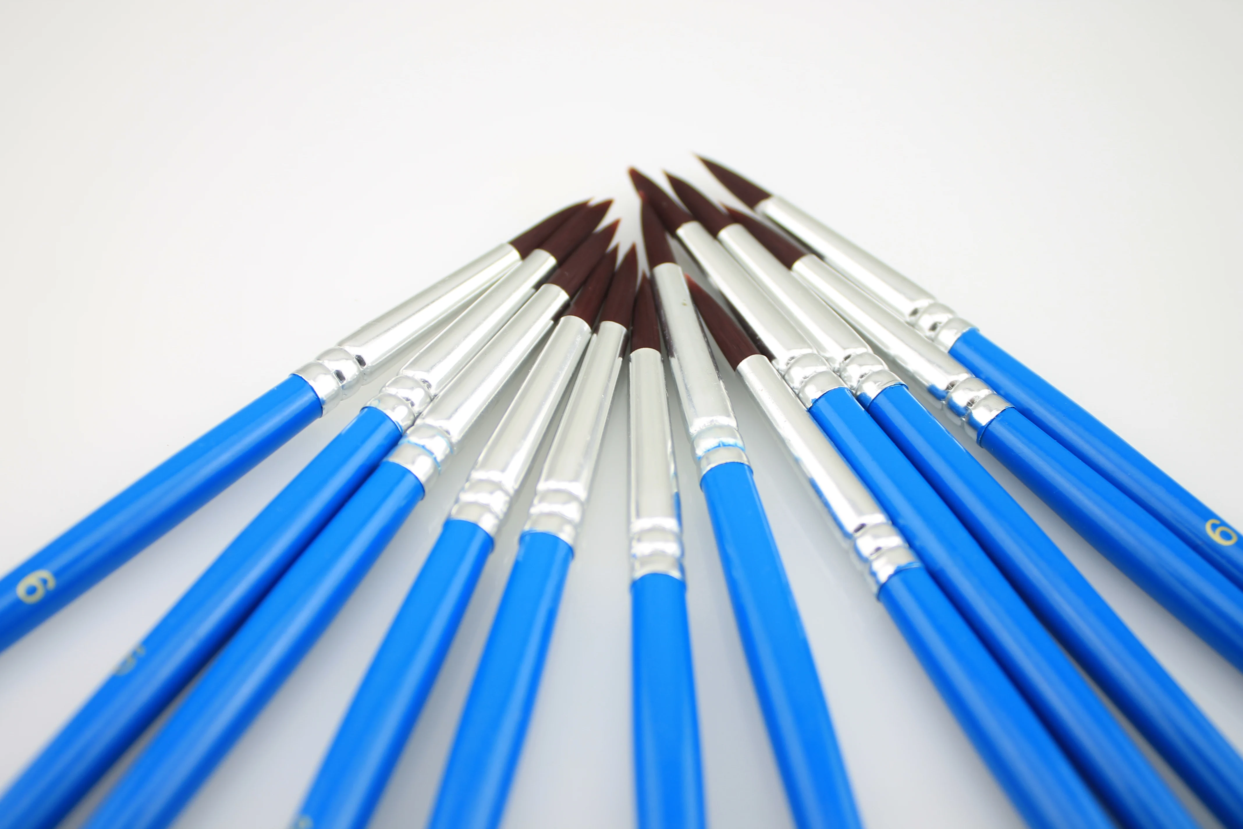 Atisse 12pcs/lot Nylon Oil Paint Brush Round Painting Brush For Oil