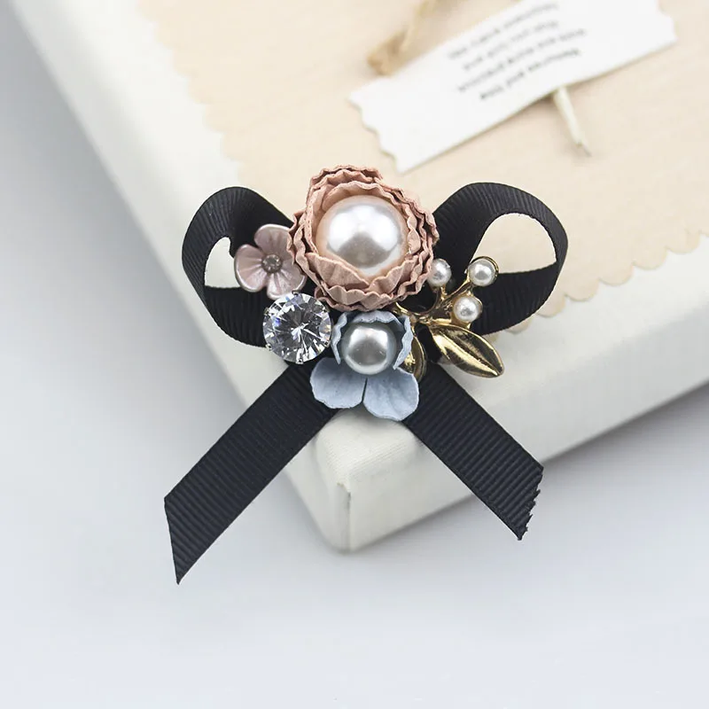 

High-grade Bow Brooch Coat Fashion New Pearl Flowers Brooch Corsage Neckline Shirt Tie Collar Boutonniere for Women Accessories