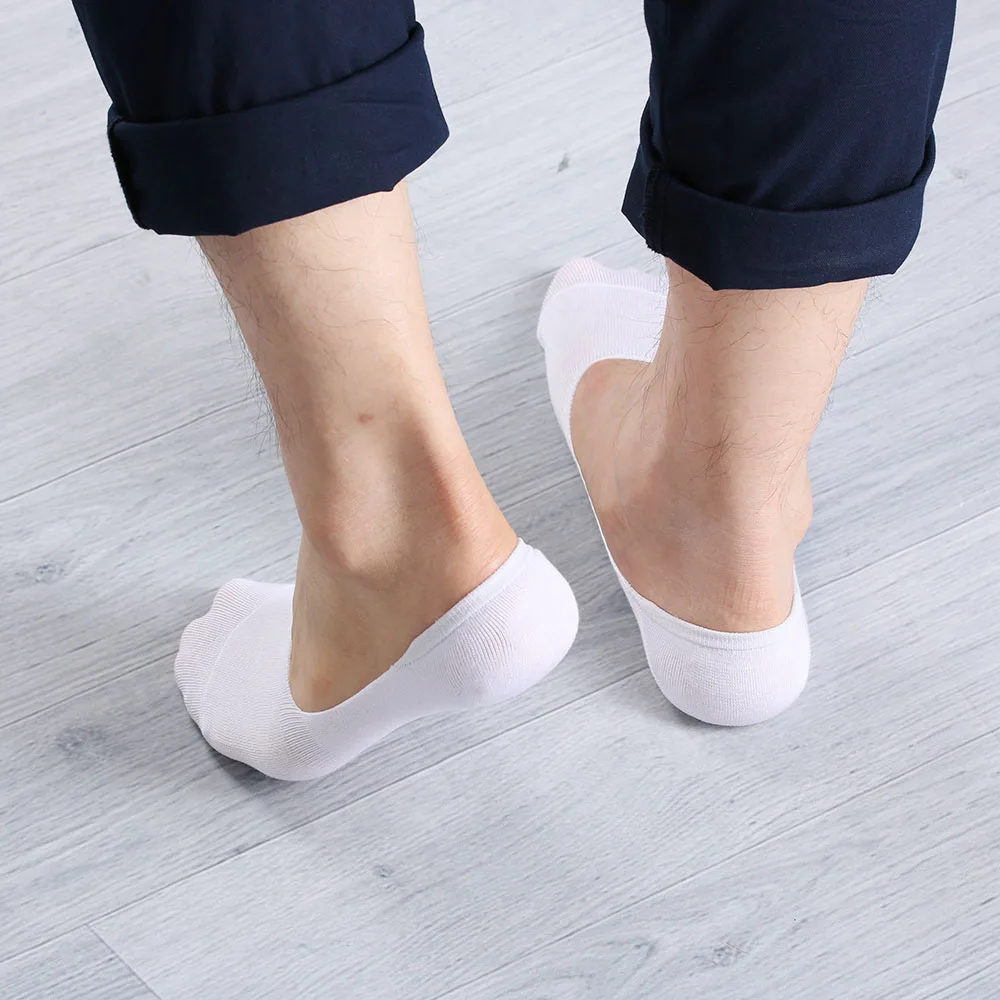 Низкие носочки. Носки белые короткие. Носки белые короткие женские. Хлопковые белые короткие носки. Короткие носки женские заниженные.